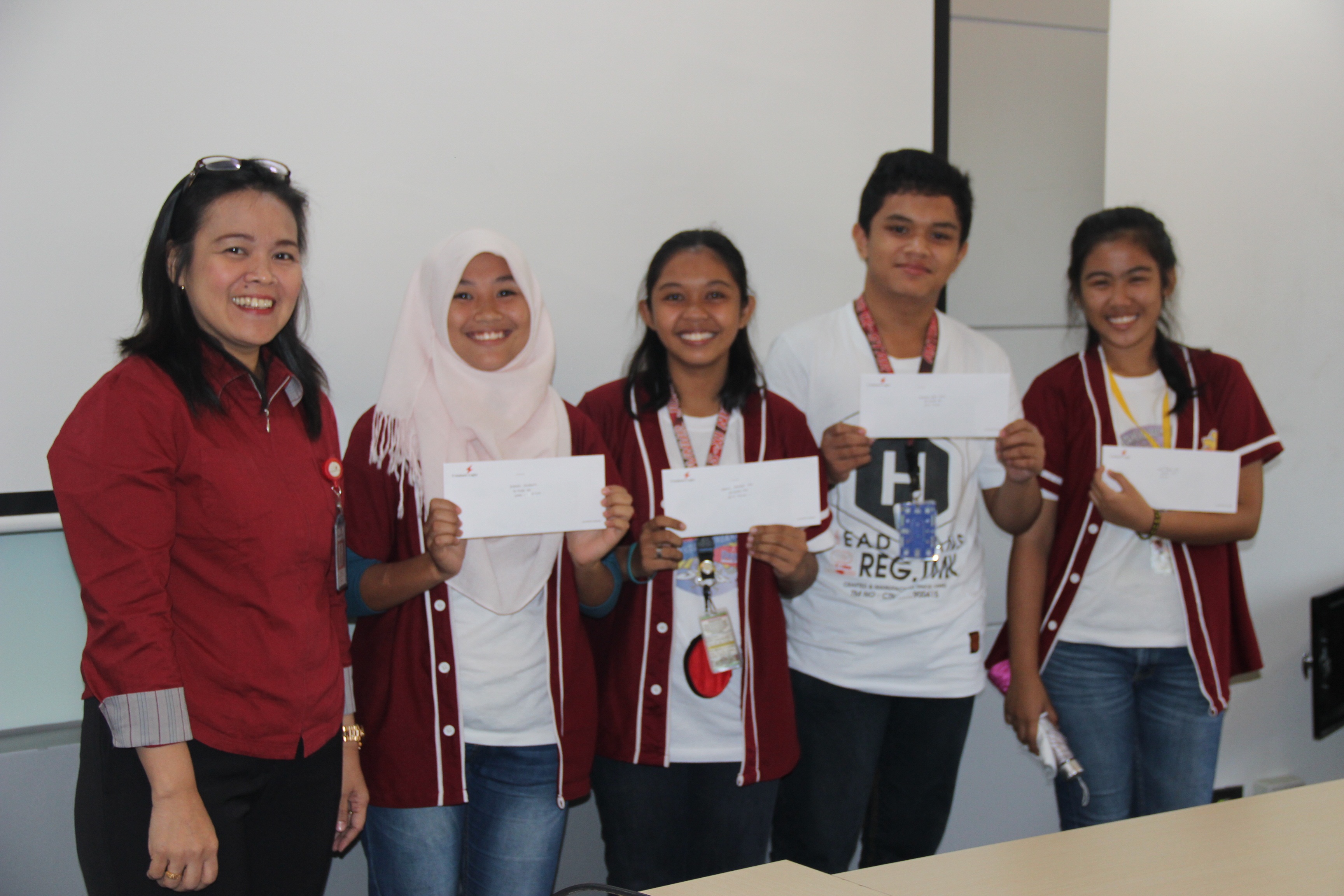Cotabato Light, Aboitiz grant scholarship to top public high school students