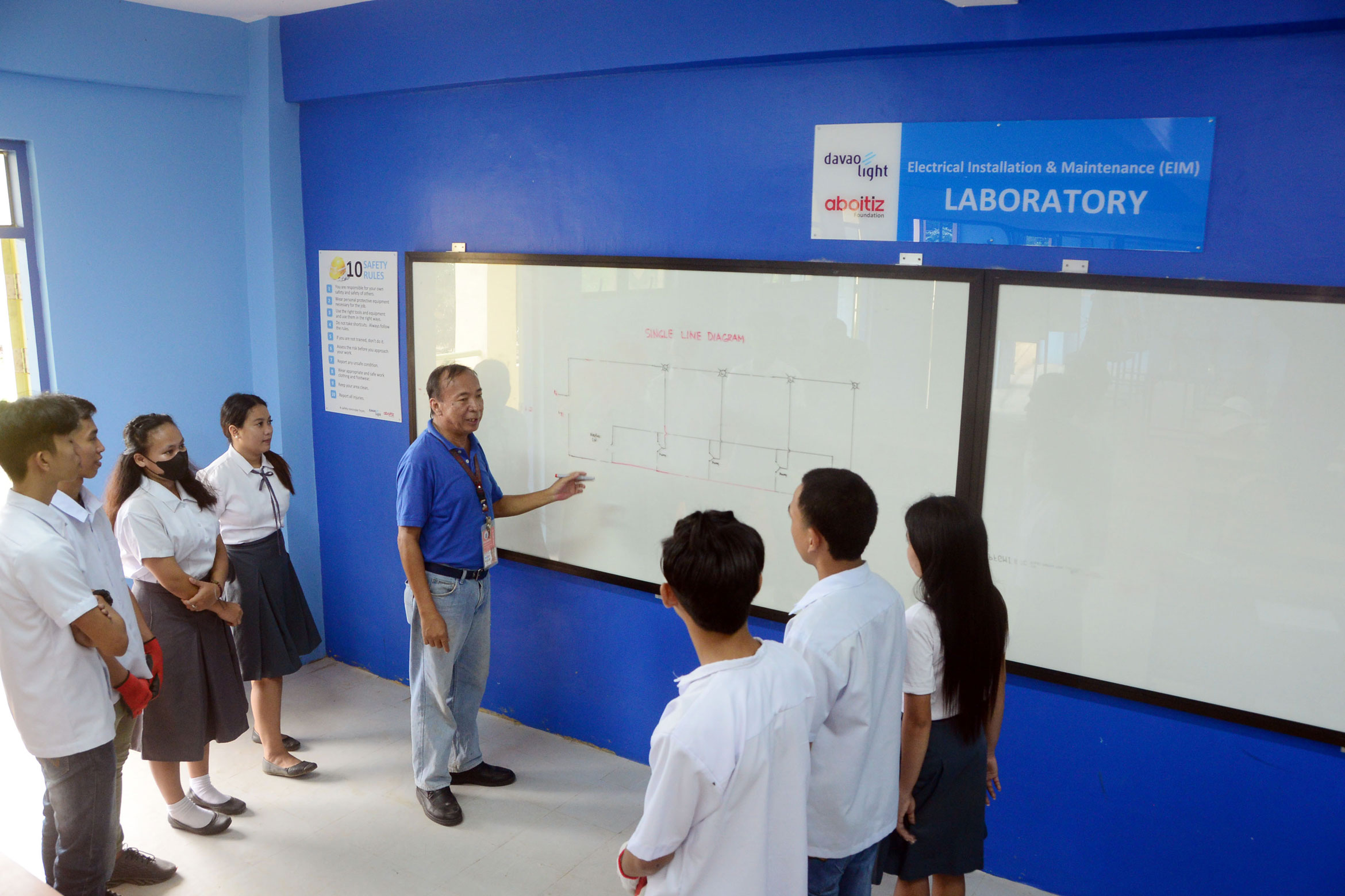Davao-Light-elab5-1