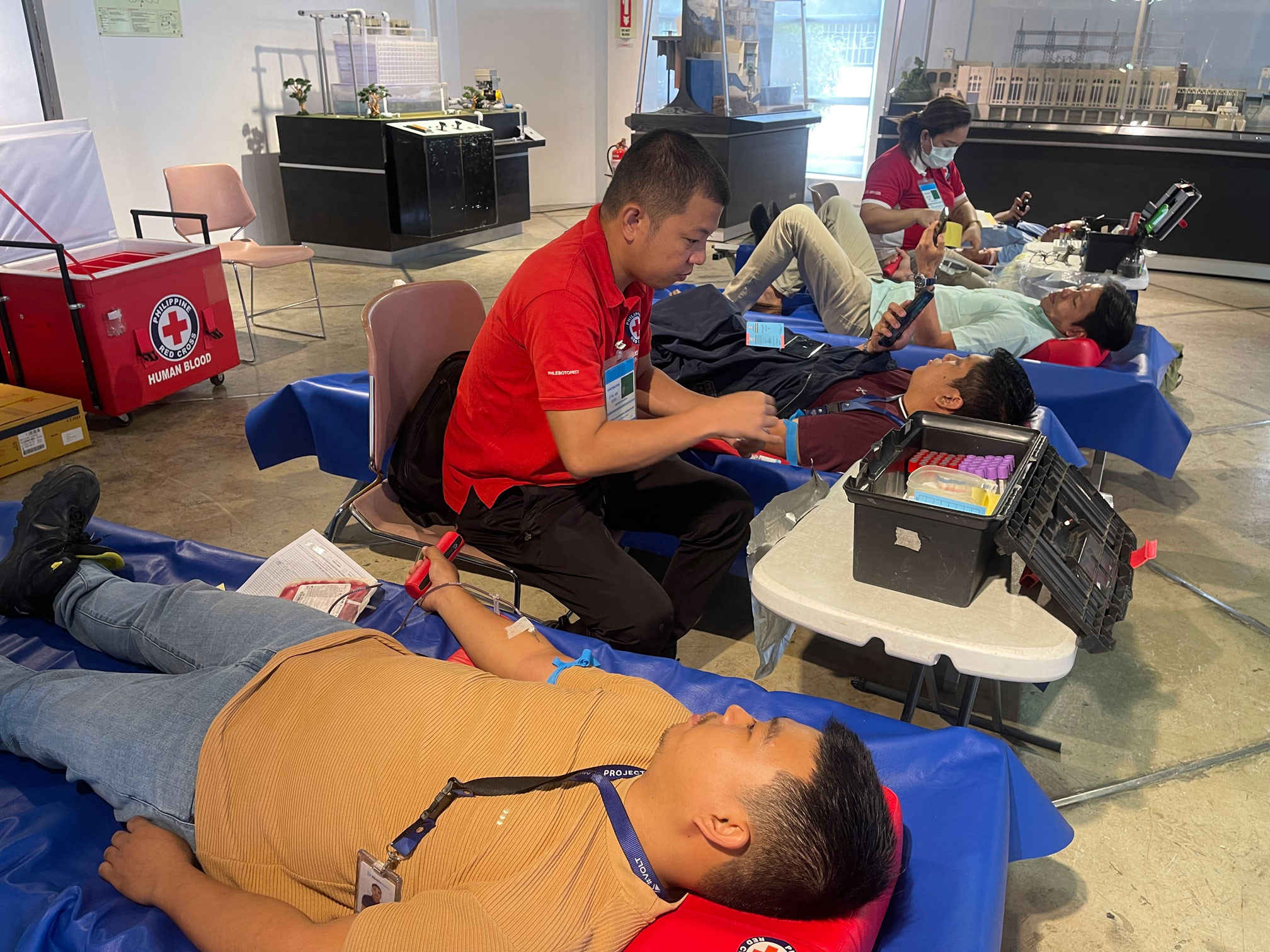AP Renewables Inc.  joins the bloodletting activity of the Philippine Red Cross of Albay & Laguna