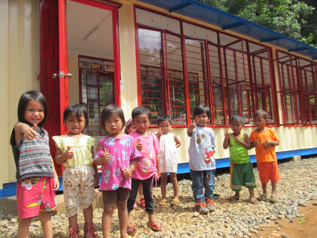 Hedcor makes Christmas merrier for children in Bukidon
