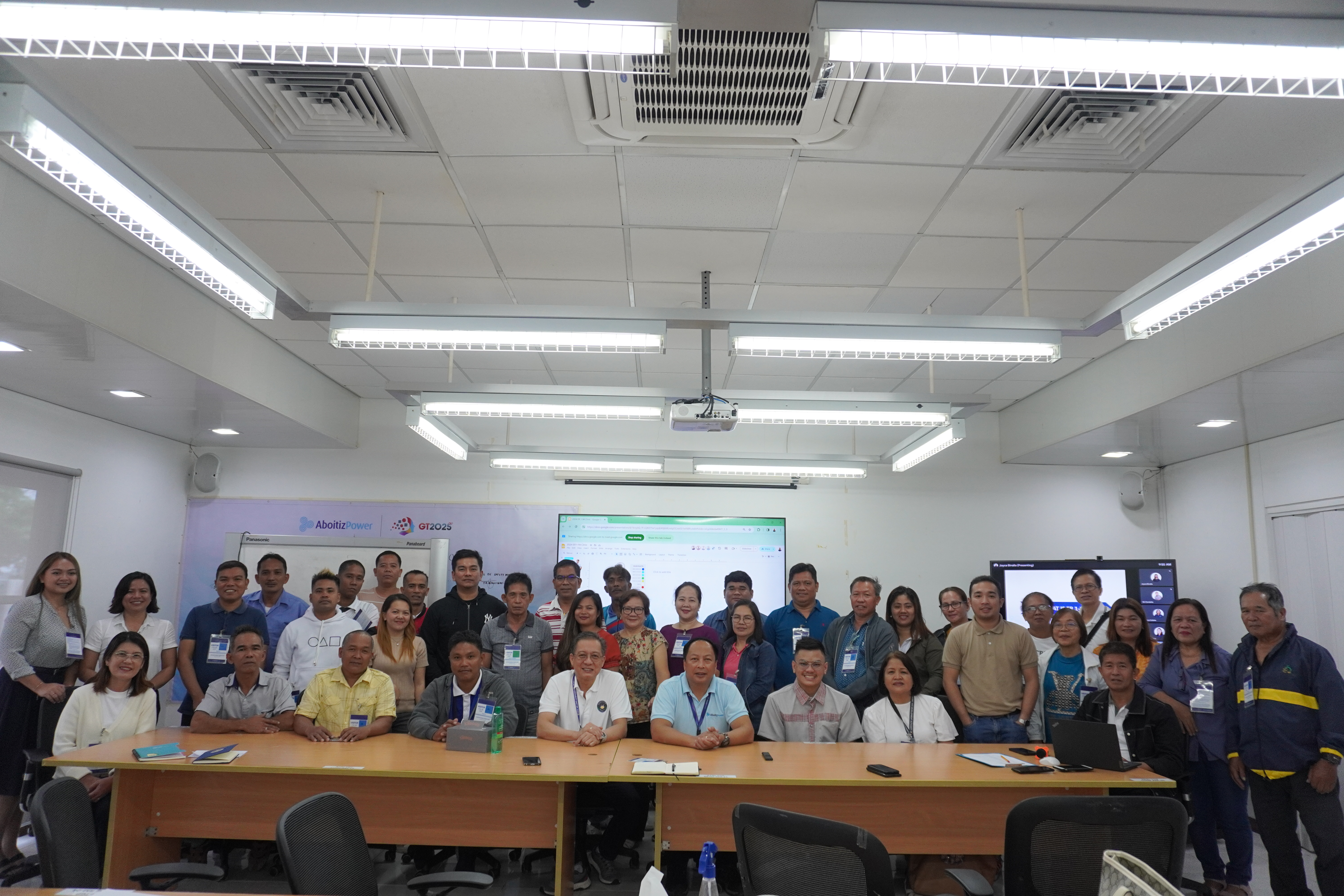APRI capacitates Tiwi LGU officials through ER 1-94 Clinic