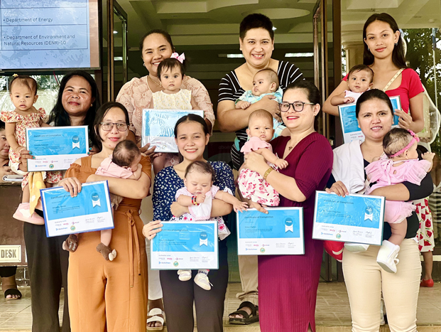 Super Nanays' break barriers with digital skills training