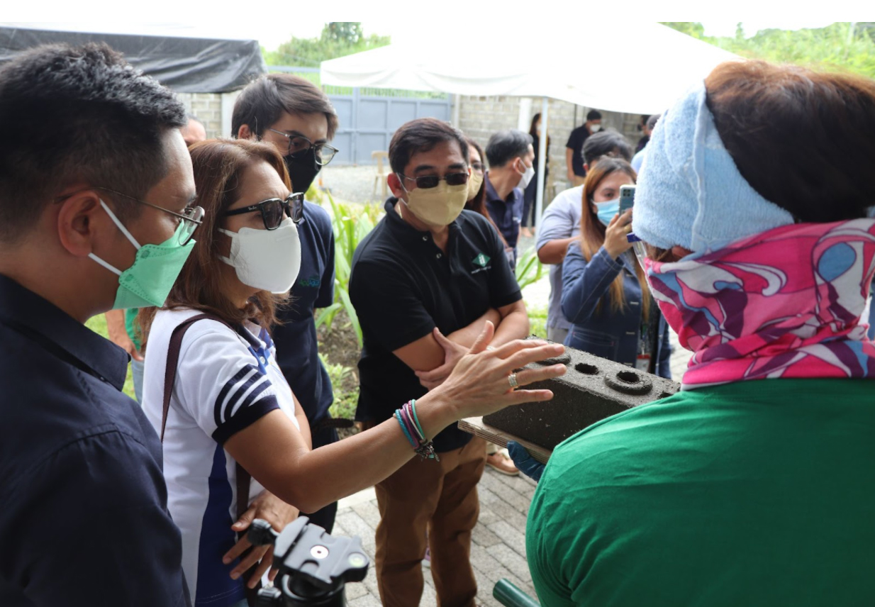 Therma-South-turns-ash-and-plastic-waste-into-bricks-through-upcycling-facility2