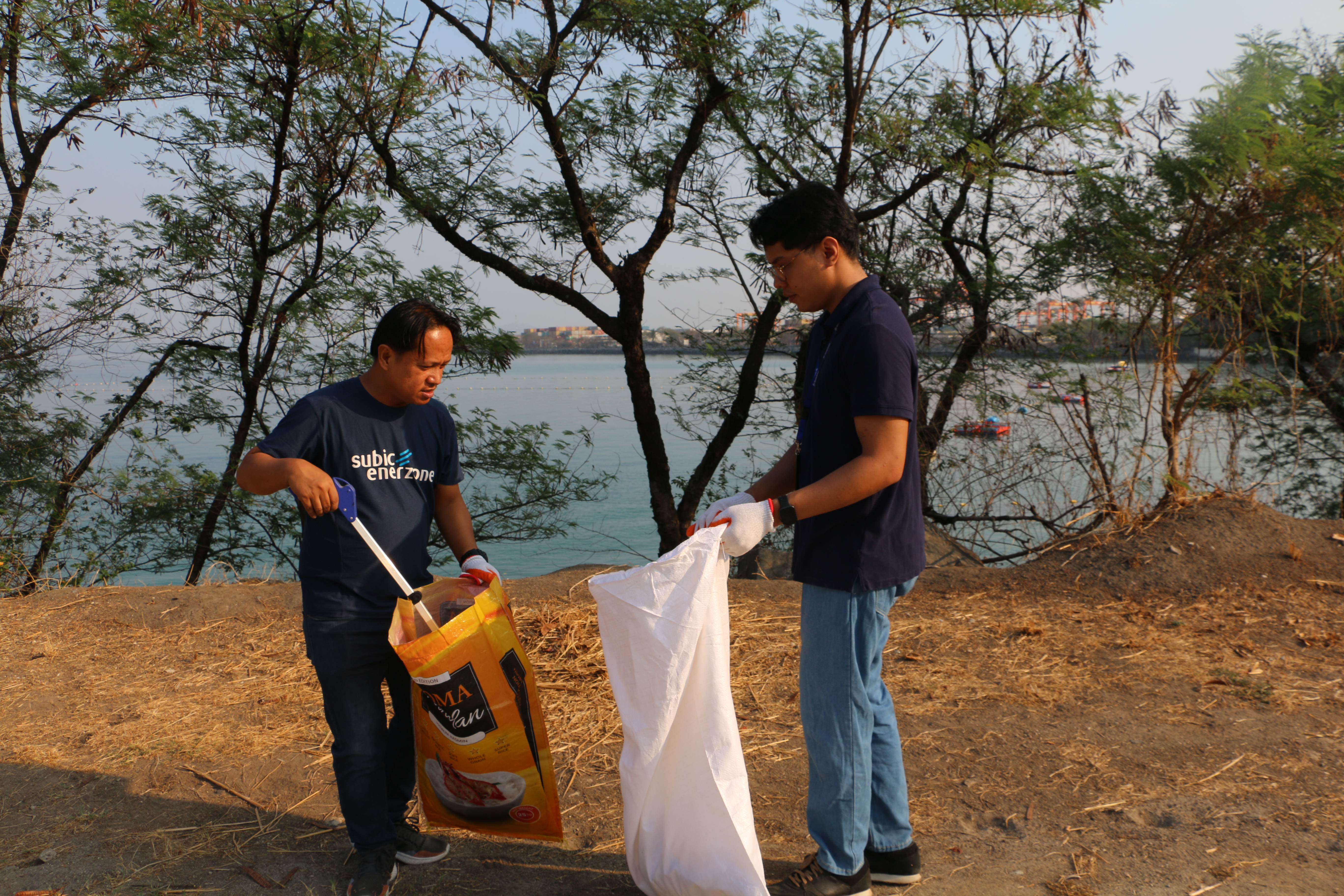 Subic EnerZone shows the spirit of bayanihan for Earth Day 2025