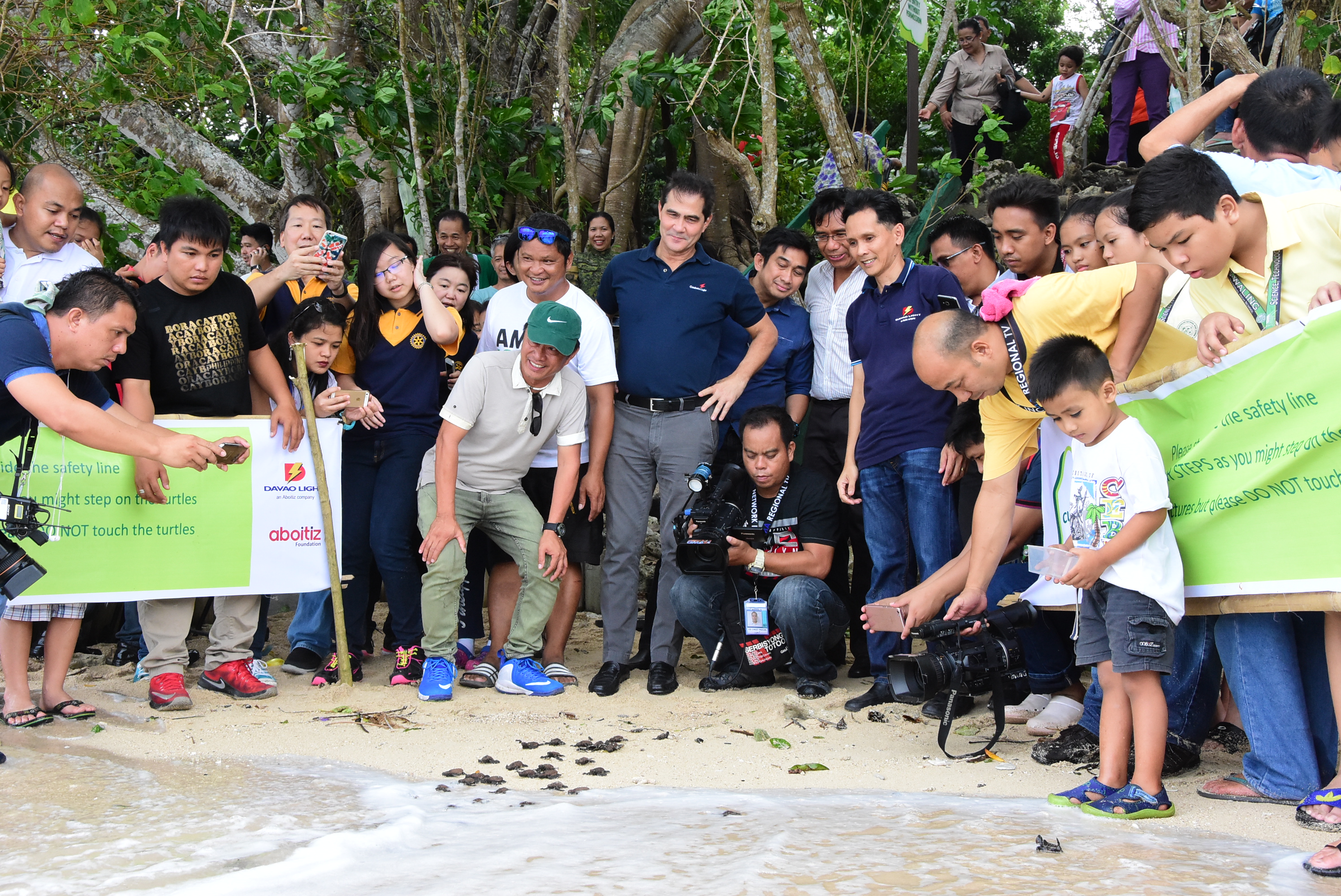 Cleanergy Park: The Release of 168 Baby Turtles To The Wild