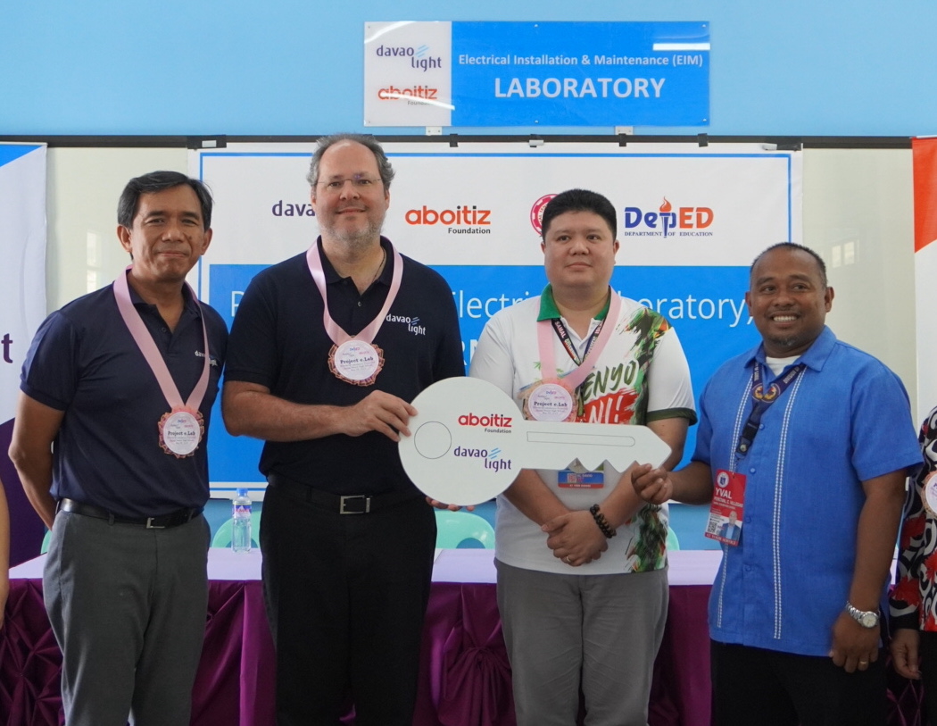 Samal school receives new electrical lab from Davao Light