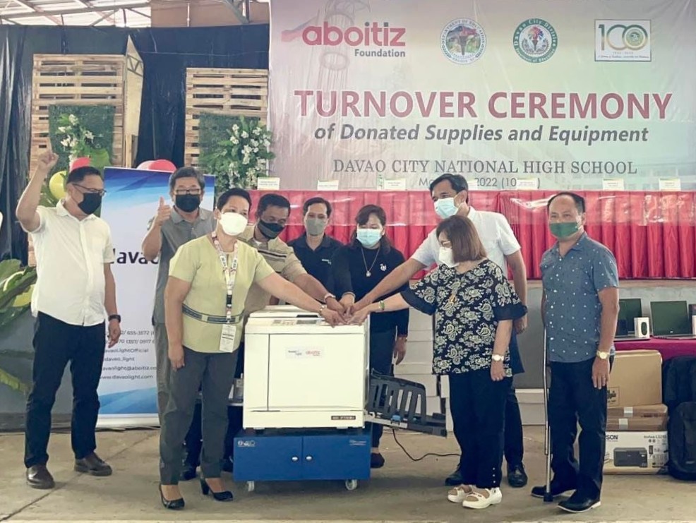 Premier public school in Davao City receives equipment for module production
