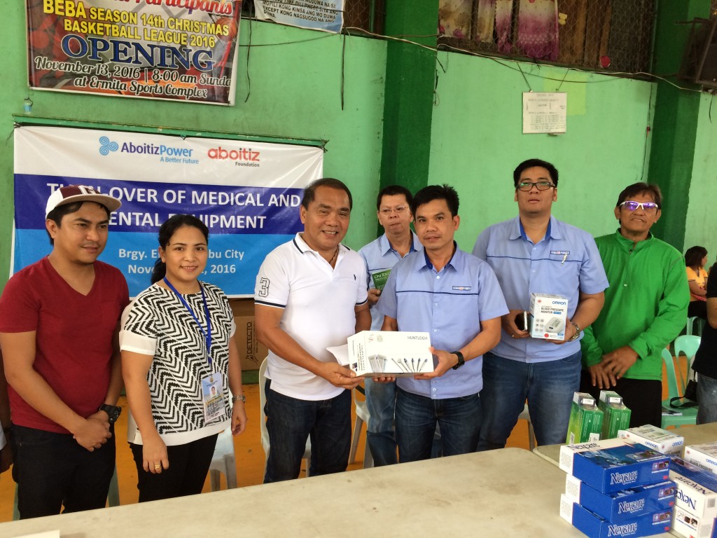 Cebu Private Power Corp. donates medical, dental equipment to Cebu City barangay