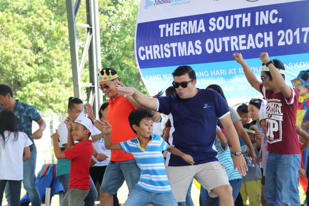 TSI brings Christmas smiles to community kids
