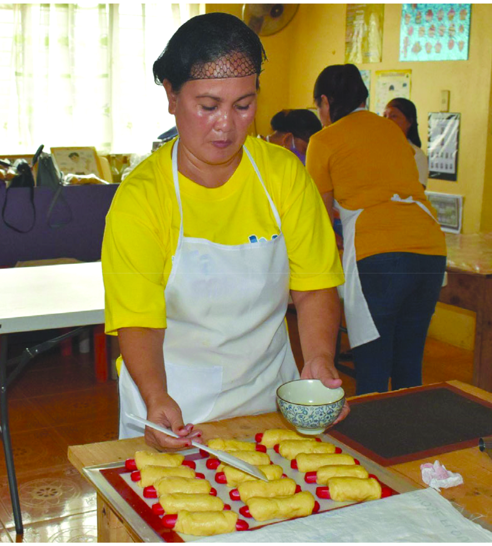 Limao-bakery-Women-during-TESDA-training