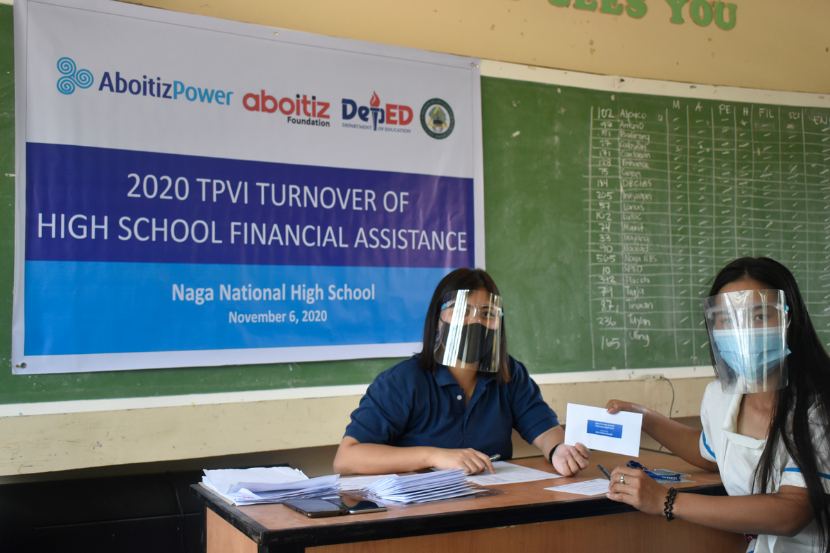 AboitizPower Oil BU lends hand to senior high students amidst pandemic